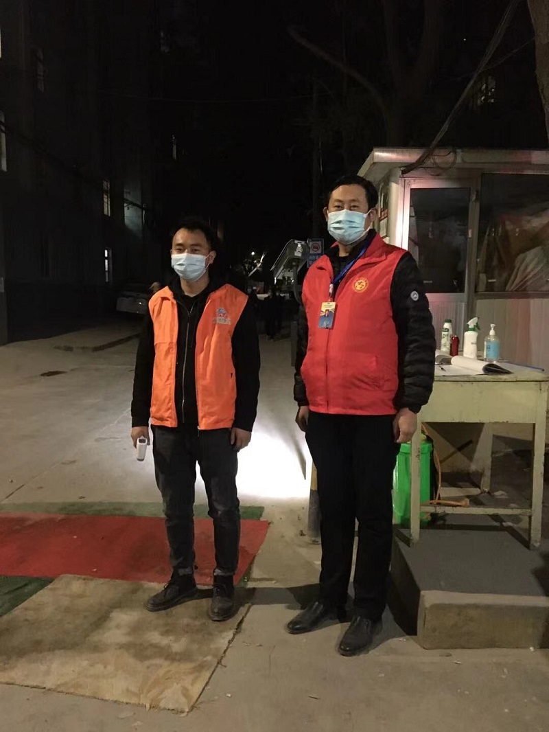 社区排查患者下沉基层共抗疫,社区及下沉工作人员共同抗疫