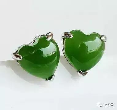 翡翠界的黑马,和田玉黑马牌