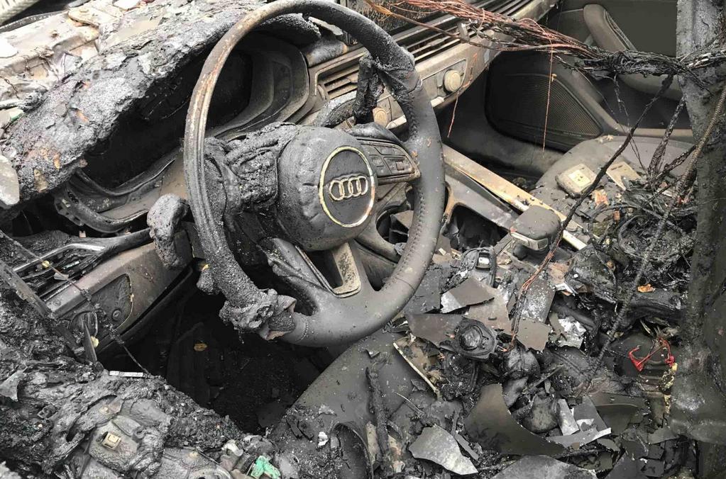 如何正确处理汽车自燃,汽车自燃如何自救