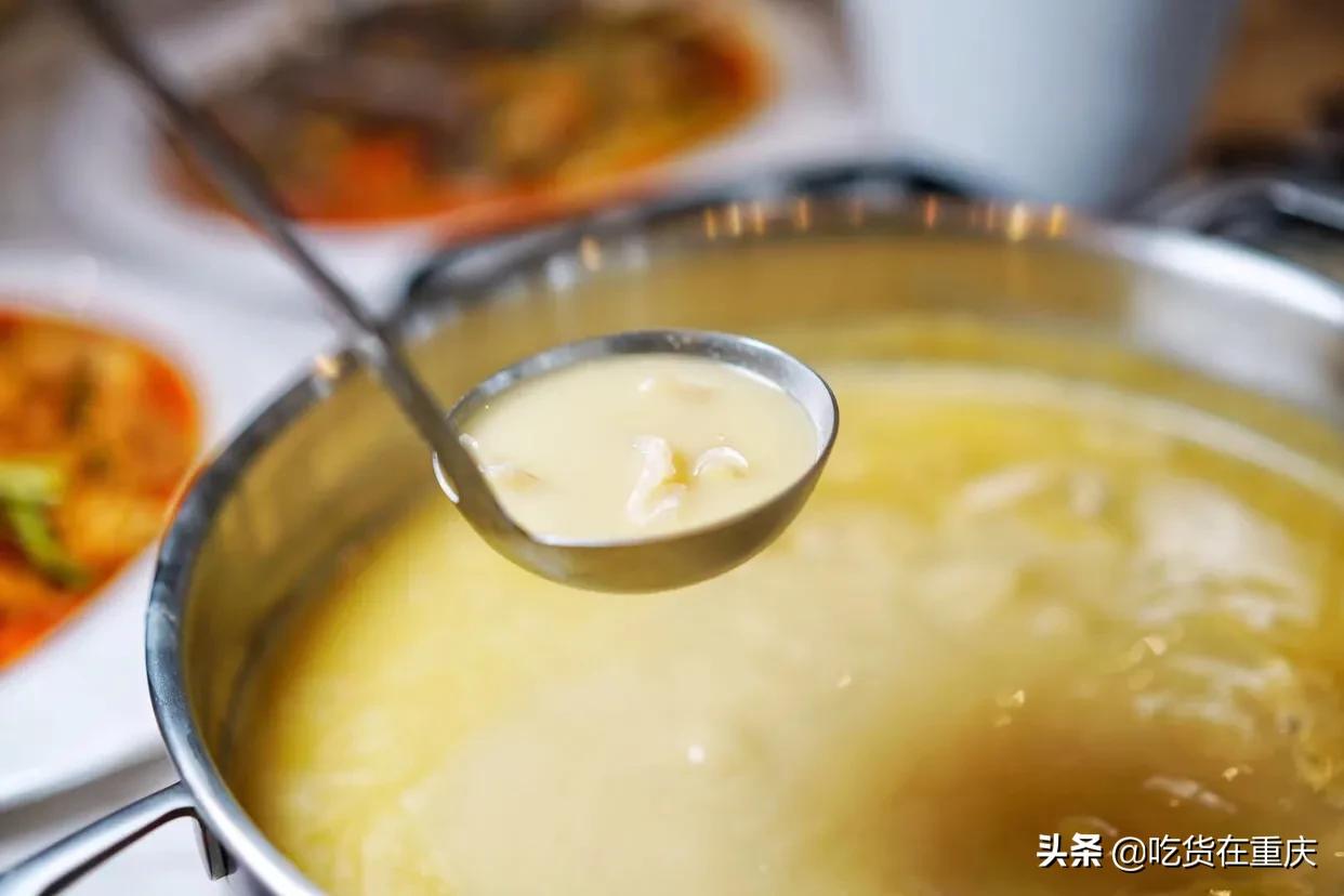 夏季吃港式花胶鸡,从没吃过港式花胶鸡今天尝尝鲜