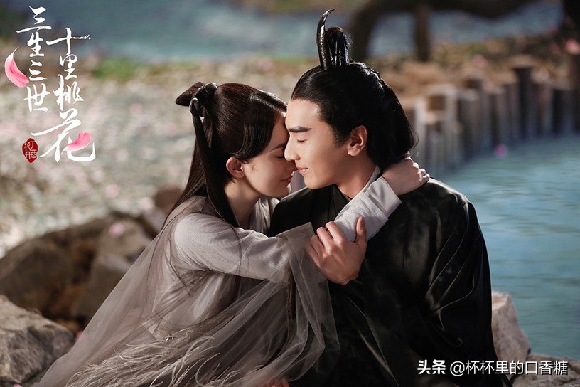 锦衣之下和知否哪个好看,知否锦衣之下收视率