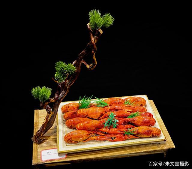 小龙虾原产地潜江深夜小龙虾盛宴,舌尖上的美味小龙虾