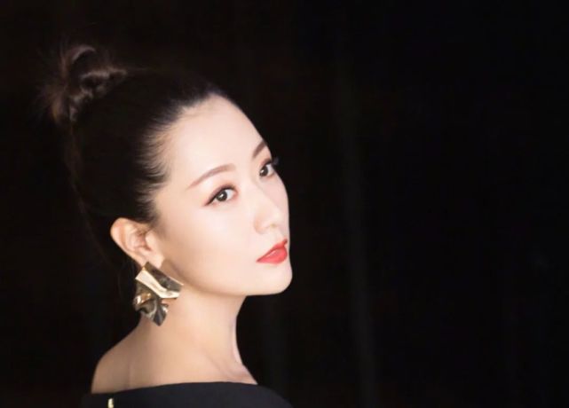 冰雪薇甜现状图片,冰雪薇甜现在有钱吗