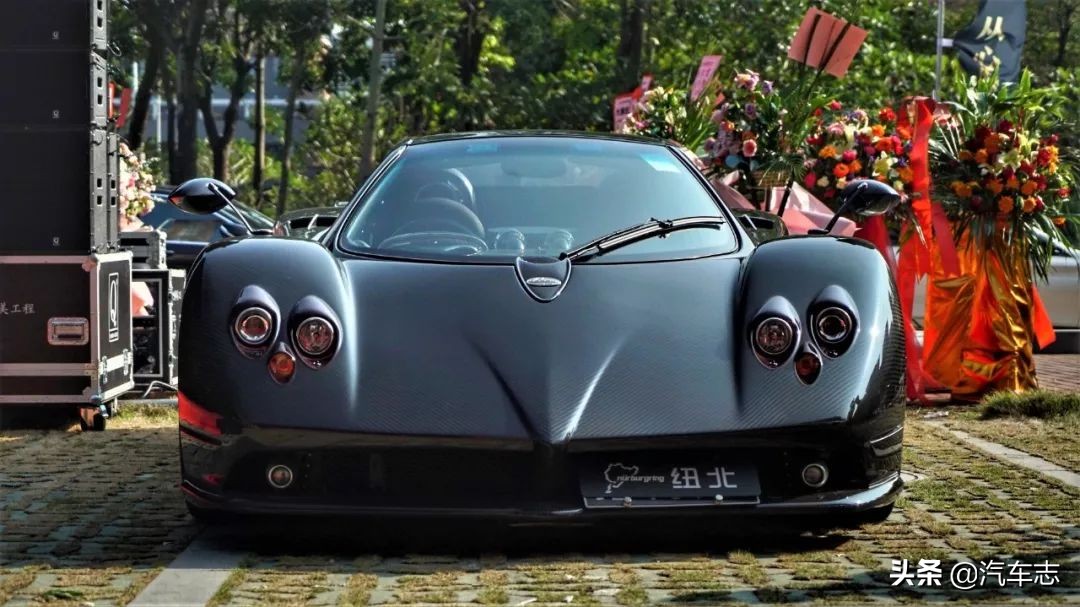 价值一亿的法拉利拉法,价值1亿元钱的白色法拉利拉法