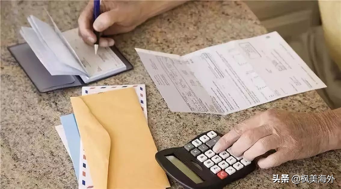 事实核查:银行交易超$600必须上报税务局?PayPal超过要纳税?