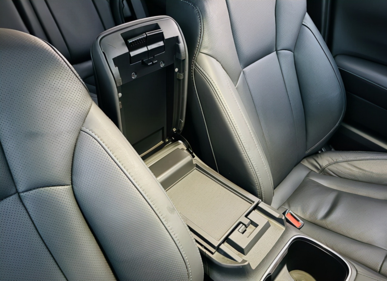 15年斯巴鲁傲虎油耗是多少,斯巴鲁傲虎表显油耗