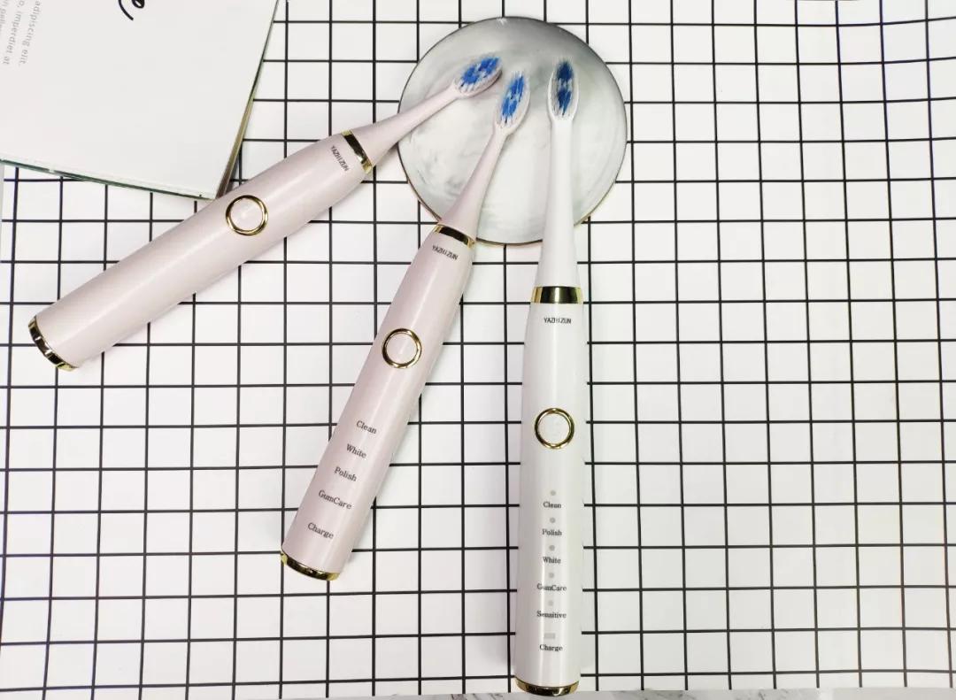 牙黄最有效变白方法,牙黄变白的正确方法学生党