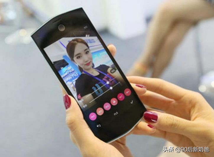 手机自动关闭移动网络,手机怎么关掉移动wifi网络