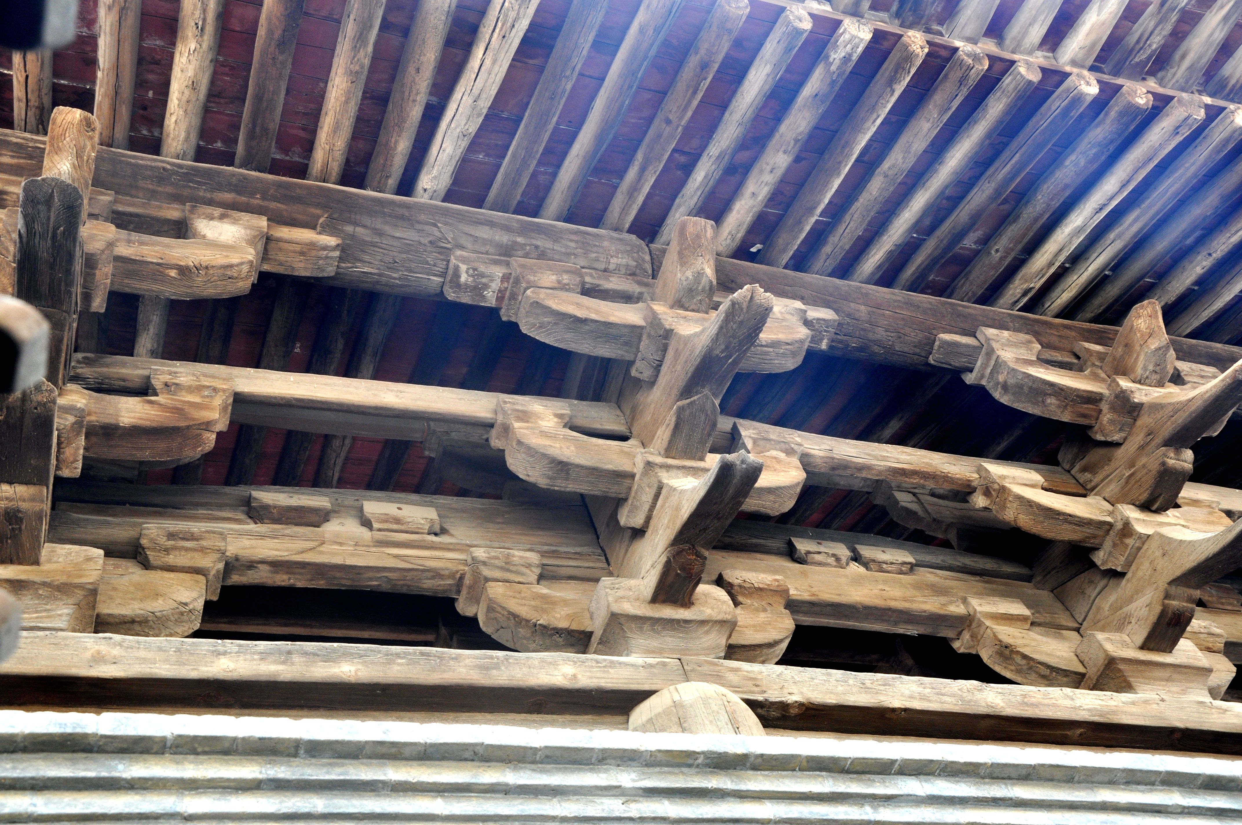 走出古色古香的大悲院，有一种欲说还休的感觉无以言表