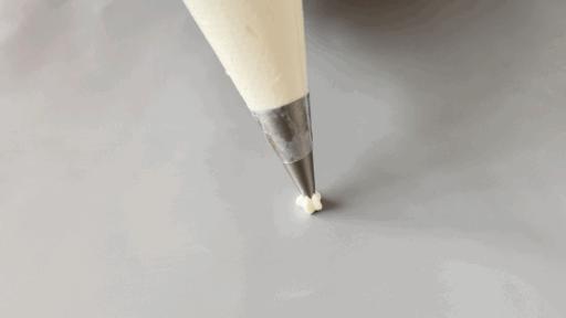 教人如何裱花视频讲解教程,蛋糕裱花必须知道的几种表现手法