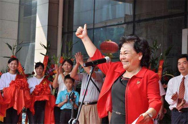 广西金嗓子创始人被限制出境,金嗓子创始人被限制出境完整版