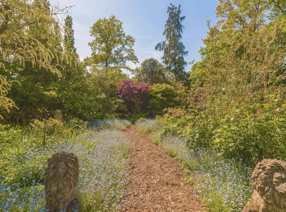 阿联酋总统身家1654亿光在伦敦就有140套豪宅