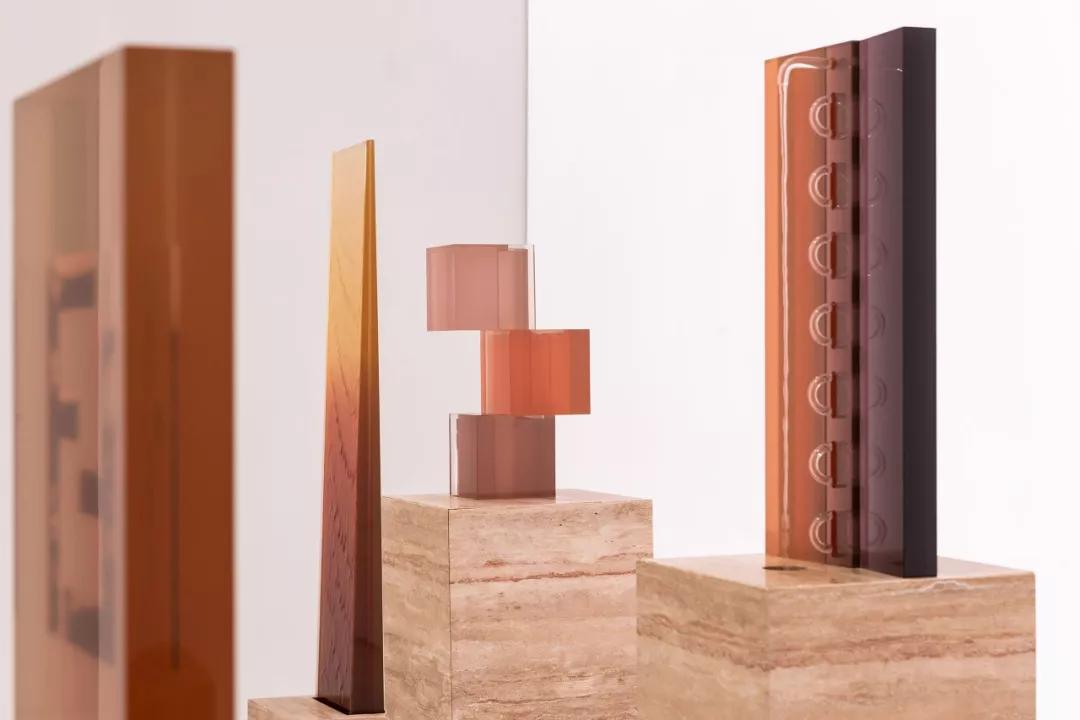 fendi秀场许愿池,fendi的设计灵感