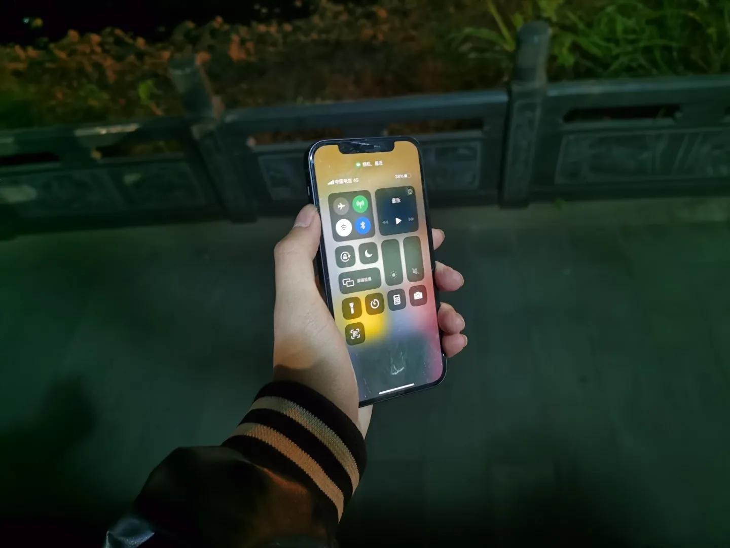 苹果12哪个型号版本值得入手,128g的iphone真的就那么不好吗