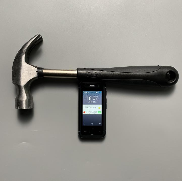 一台山寨iPhone的基本修养：除了装傻以外，一无是处