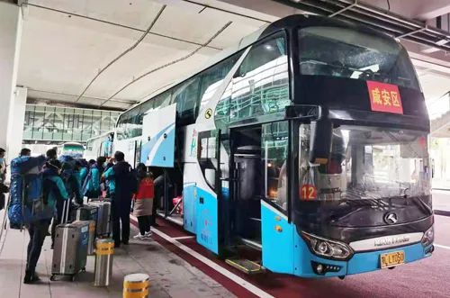 挺身担重任尽职为重症——记曲靖市第二人民医院重症医学科主任缪建章