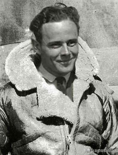 不止飞翔,二战世界第一王牌飞行员