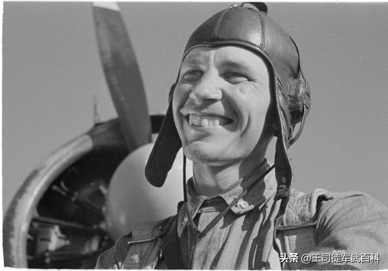 不止飞翔,二战世界第一王牌飞行员