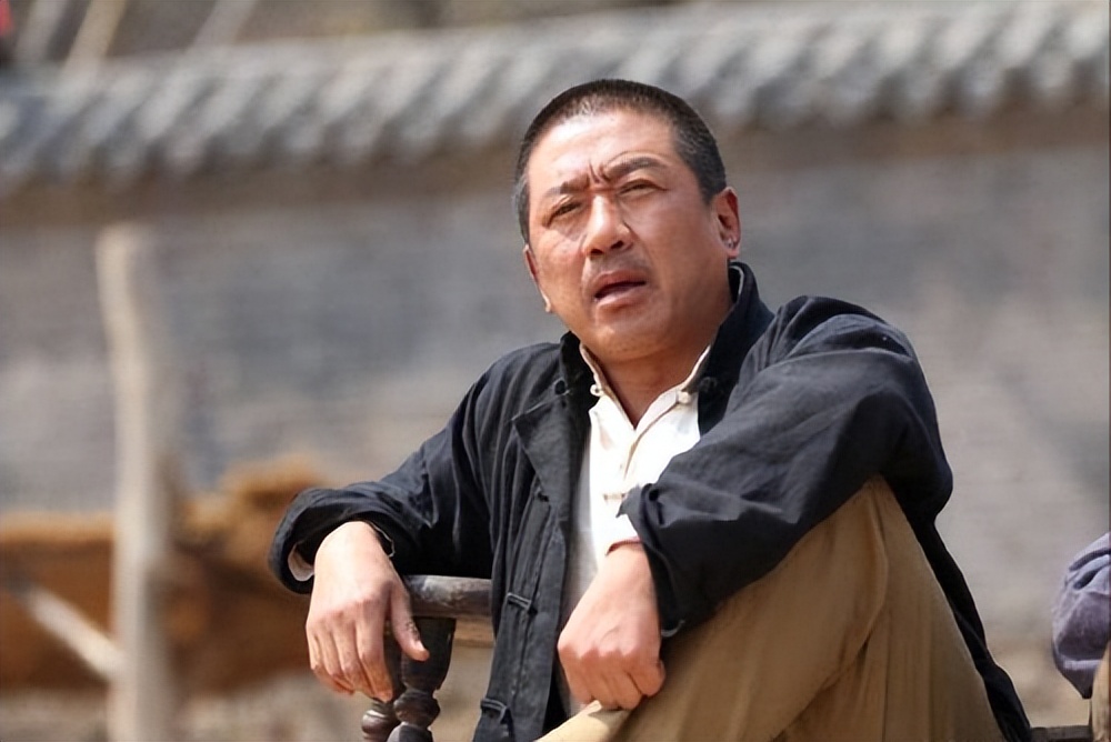 丁勇岱董勇宗利群,丁勇岱和董勇宗利群