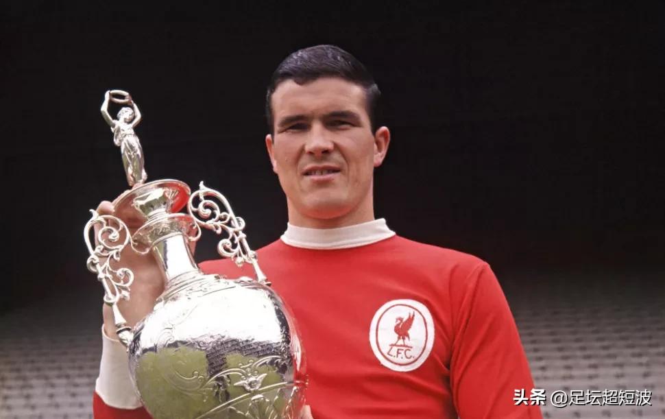 利物浦球迷评价队史球星,英媒评利物浦逆转巴萨