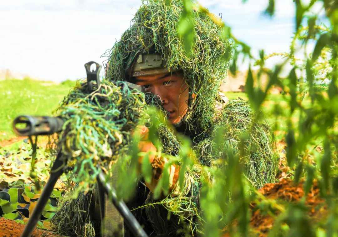 跨昼夜演练砺硬功