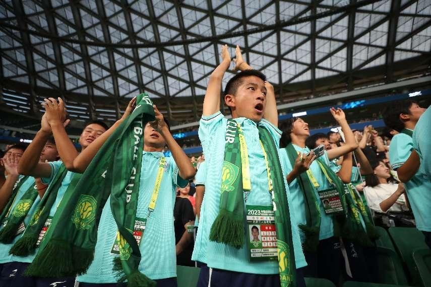 他们眼里的“光”越来越亮2023年北京市公安局定点帮扶支教贵州省黔西南州青少年校园足球夏令营侧记