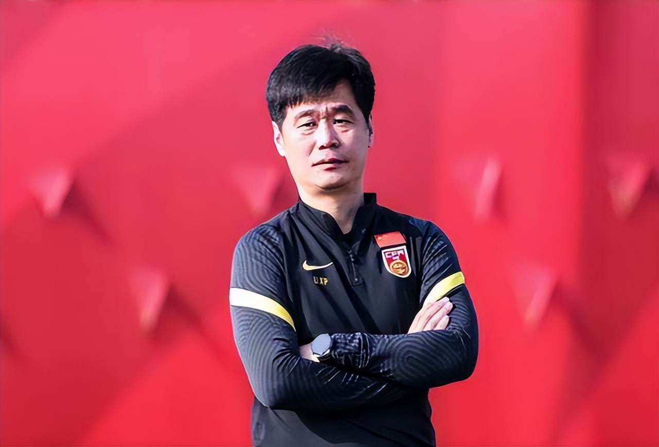 足球报评李霄鹏鲁媒谈李霄鹏,足球之夜李霄鹏专访