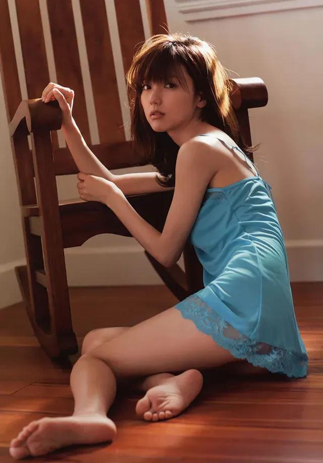 日本球队高颜值太太团,韩国日本男足高颜值太太团