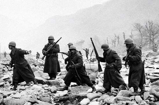 长津湖战役如何胜利的,长津湖向牺牲的革命军人致敬