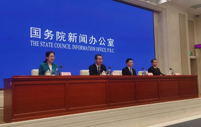 河南多地发布临时停课通知,河南将严查“一刀切”劝返