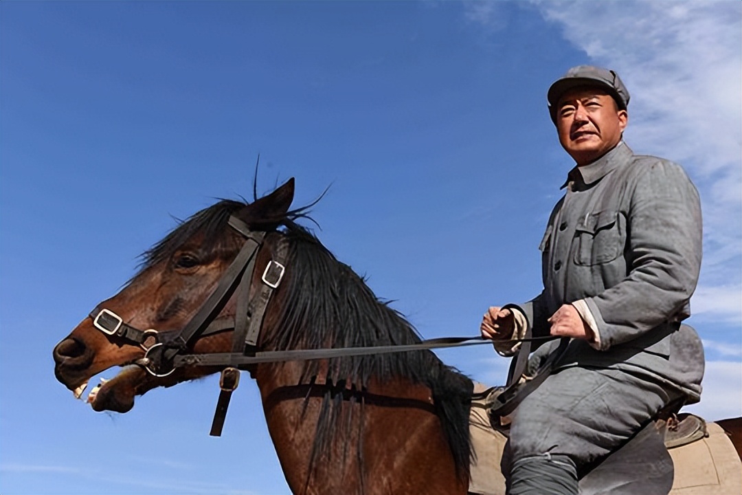 丁勇岱董勇宗利群,丁勇岱和董勇宗利群