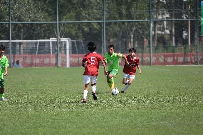 他们眼里的“光”越来越亮2023年北京市公安局定点帮扶支教贵州省黔西南州青少年校园足球夏令营侧记