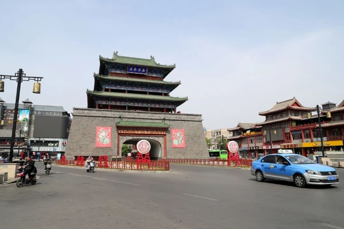 河南多地发布临时停课通知,河南将严查“一刀切”劝返