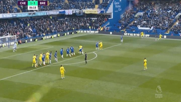 切尔西遭小蜜蜂强势逆转，爱神拒绝保护性跑位收获回归赛场首球