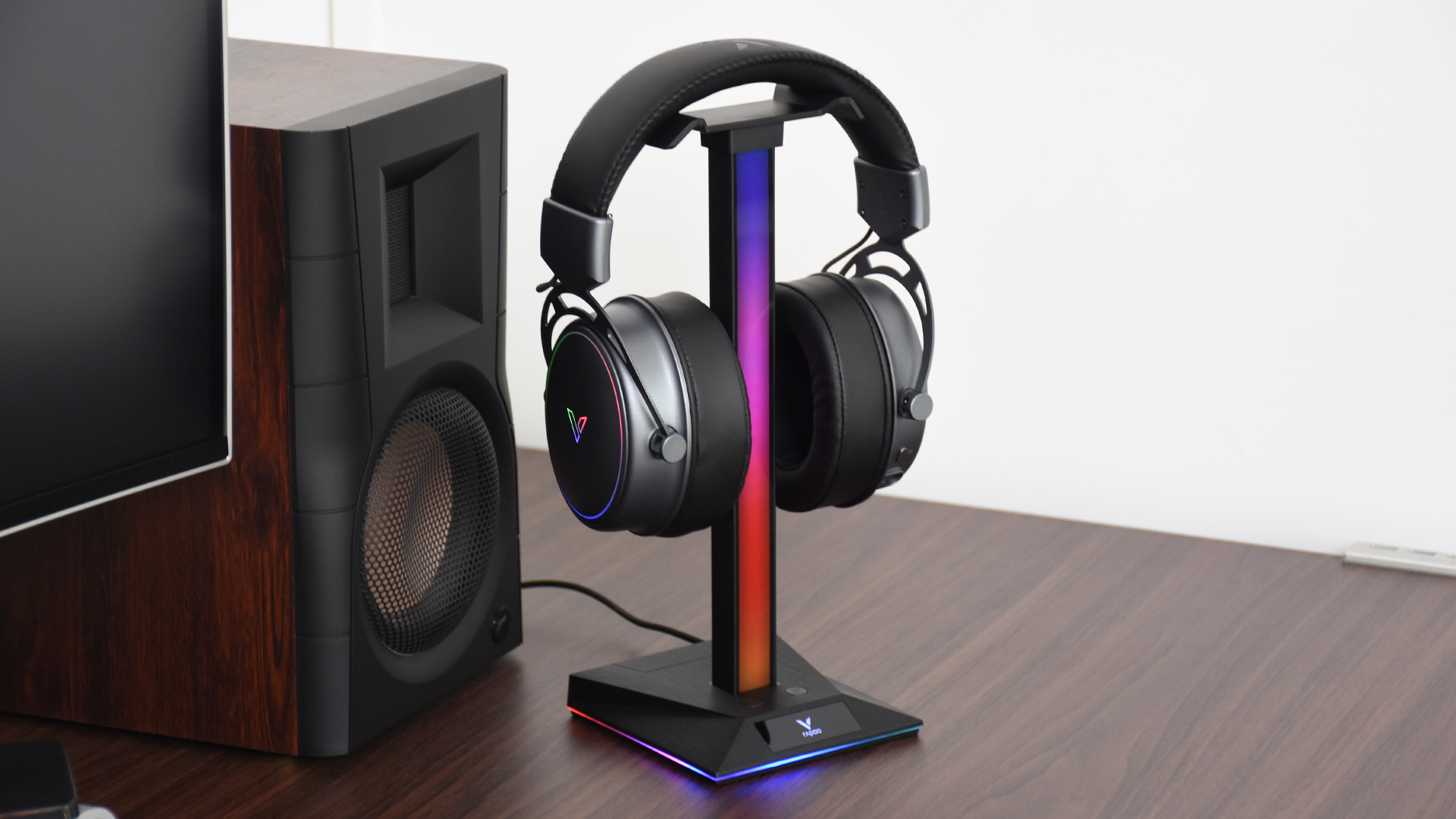 雷柏vh800连接手机,雷柏vh800耳机怎么充电