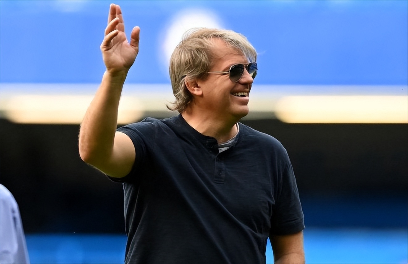 绝了！切尔西酝酿王炸签约，10.5亿豪阵如虎添翼，令全欧嗅到不安