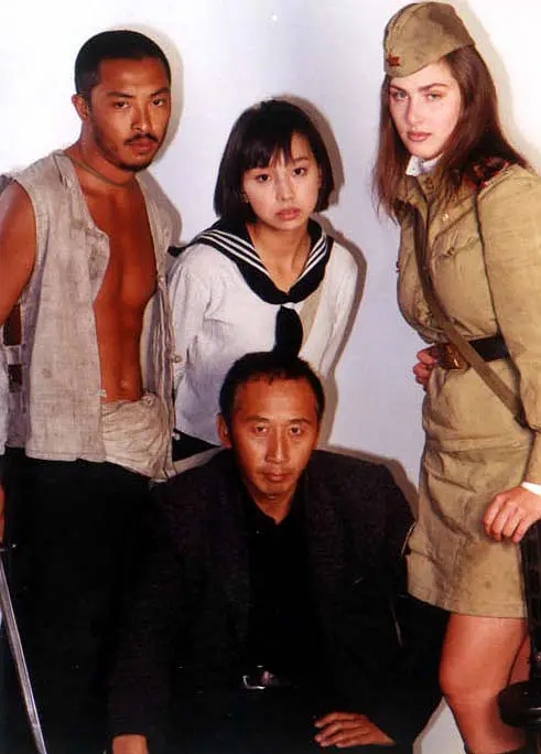 34年过去了，是时候好好谈谈科幻儿童片天花板《霹雳贝贝》了