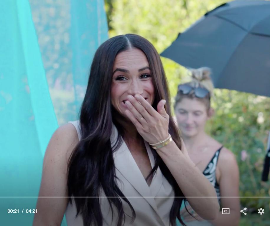 梅根受访吐苦水,梅根被女王质疑