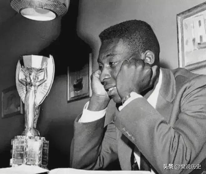 巴西的雷米特杯是不是被融化掉了,巴西永久保留的奖杯