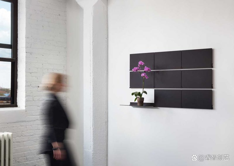 可观赏，也实用——芝加哥设计工作室Lakes+Well的艺术墙组合架