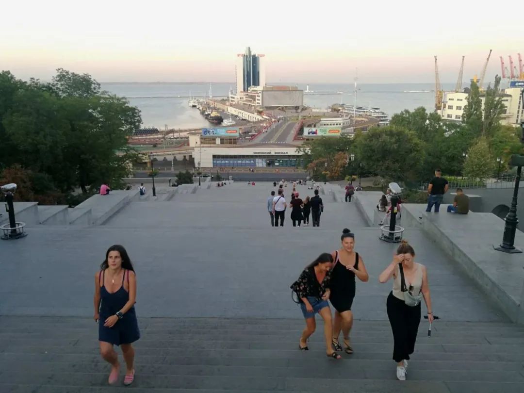 穿越冷冻冲突带：从“德左”到乌克兰|欧洲来信