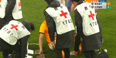 2024中超联赛第15轮青岛海牛对战,泰山2:1战胜三镇