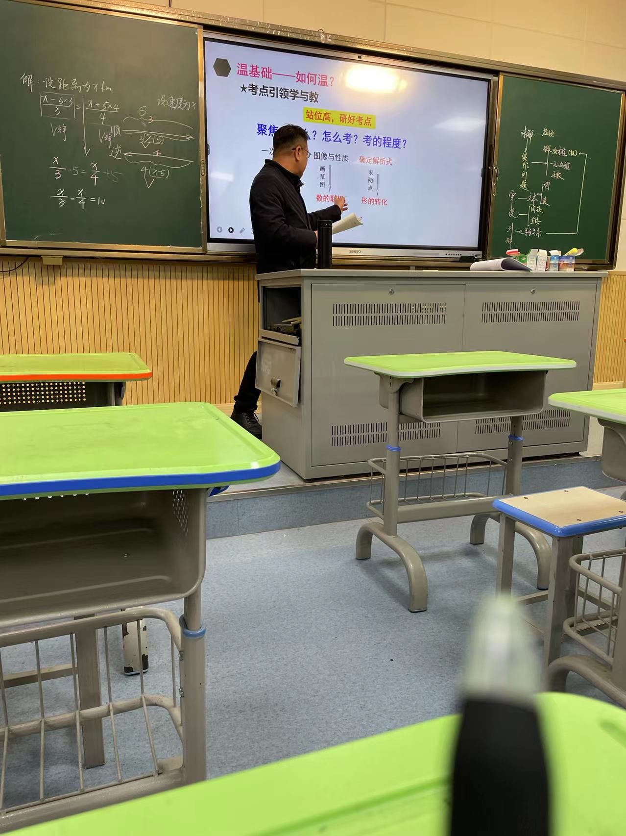 鐗㈣鍒濆績娼滃績鏁欎功鑲蹭汉,鐗㈣鑲蹭汉鍒濆績