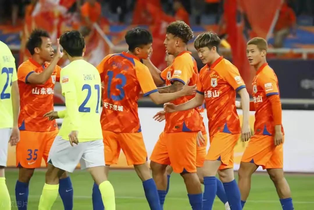 中超泰山3-1海港积分追平三镇,中超最新积分榜山东泰山胜广州城