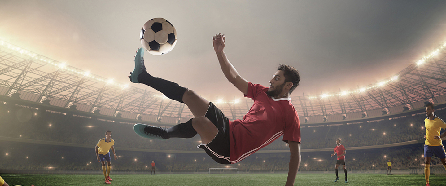 「深圳王之者足球培训」如何提高守门员的训练技术