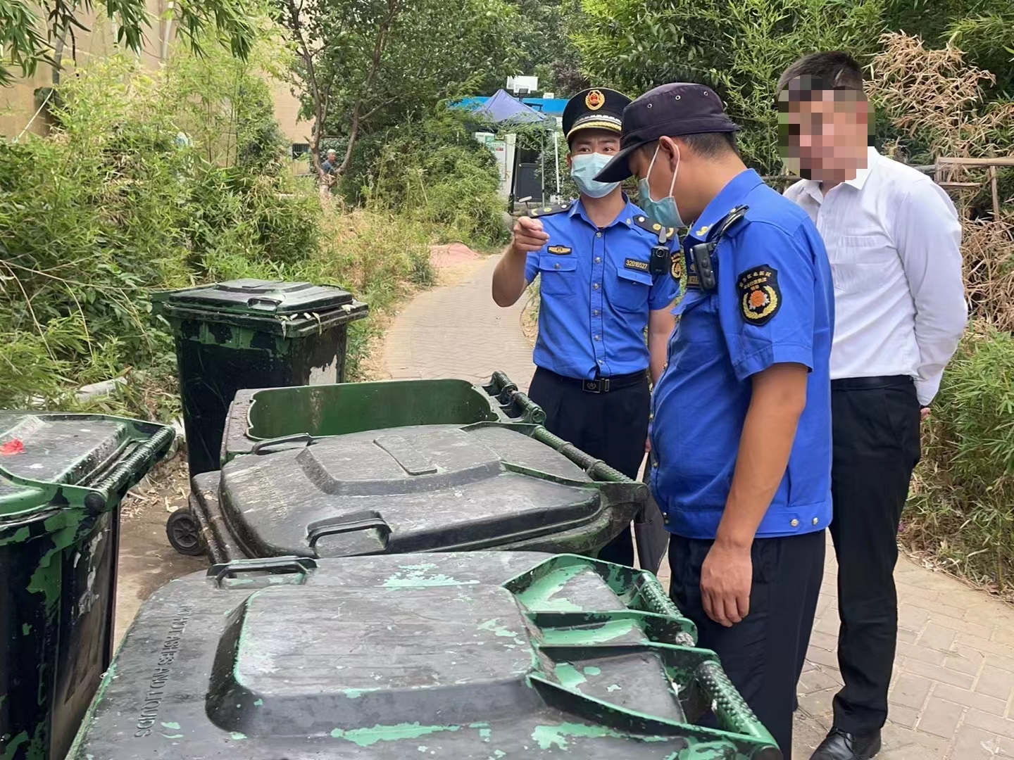 小区垃圾不分类物业公司难辞其咎