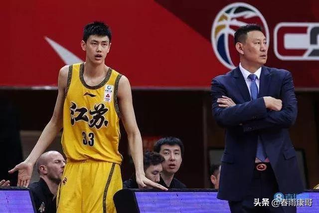 郝伟郝海毅父子领奖,郝伟儿子郝海毅在哪个球队