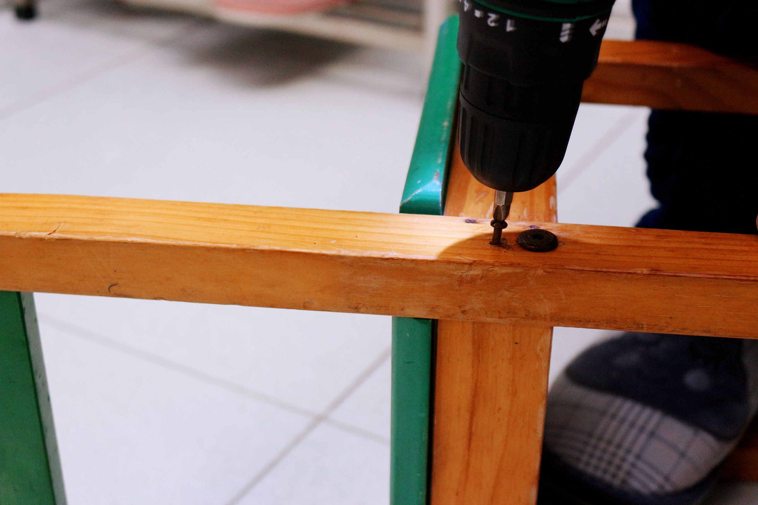 不是手工男家里是否需要备一把电钻？世达SATA电钻05806使用有感