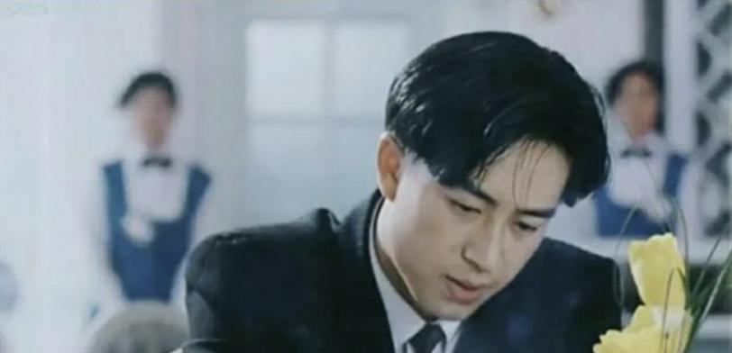 张嘉译成功的原因,张嘉译现在情况