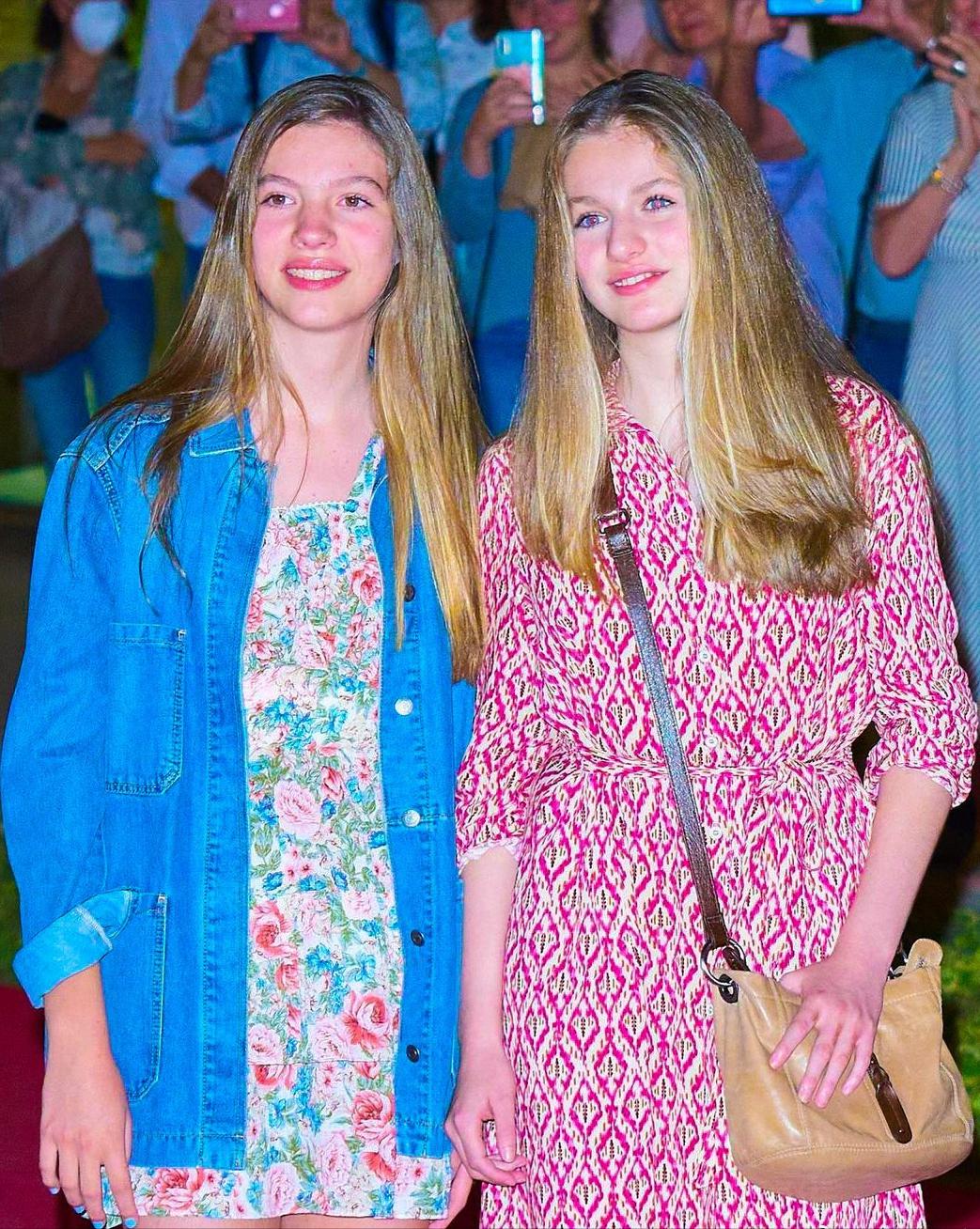 莱昂诺尔公主穿搭,莱昂诺尔公主出席活动黑白穿搭